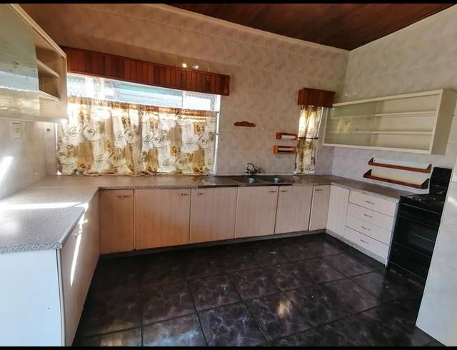 3 BEDROOM HOUSE FOR SALE IN DALVIEW